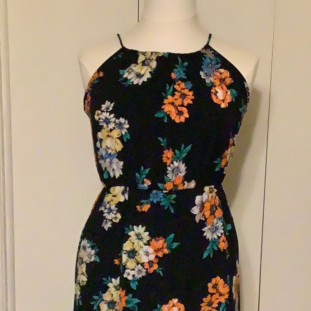 Line up Floral Dress Front Openings Open Back